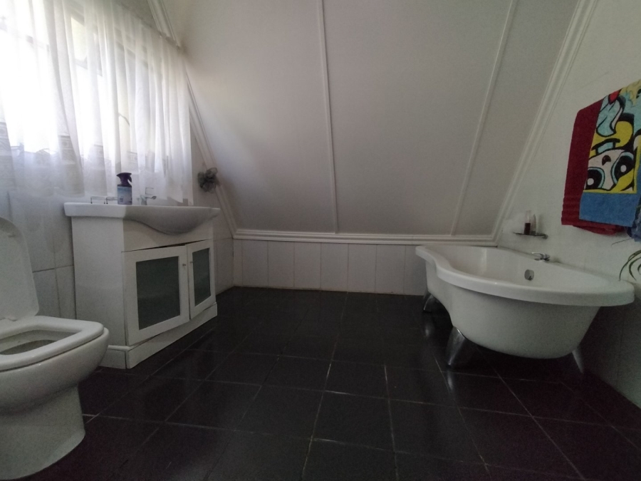 4 Bedroom Property for Sale in Pretorius Kraal Free State